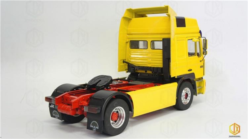 Stavebnice tahače F-2000 SZM 4x2, 1:14