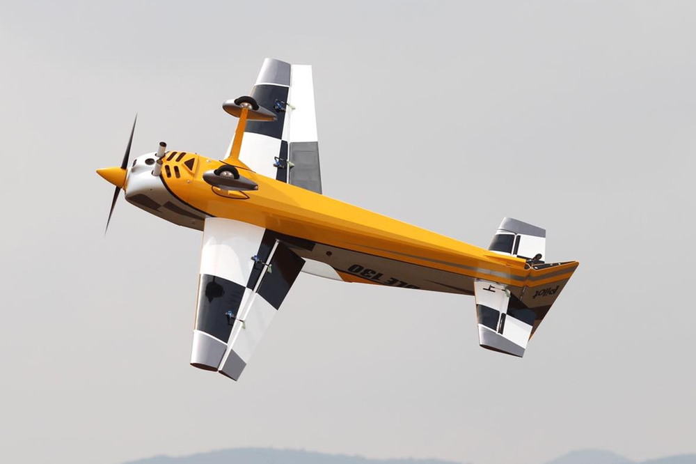 90" Extra NG 2290mm 60cc Žluto-Stříbrná
