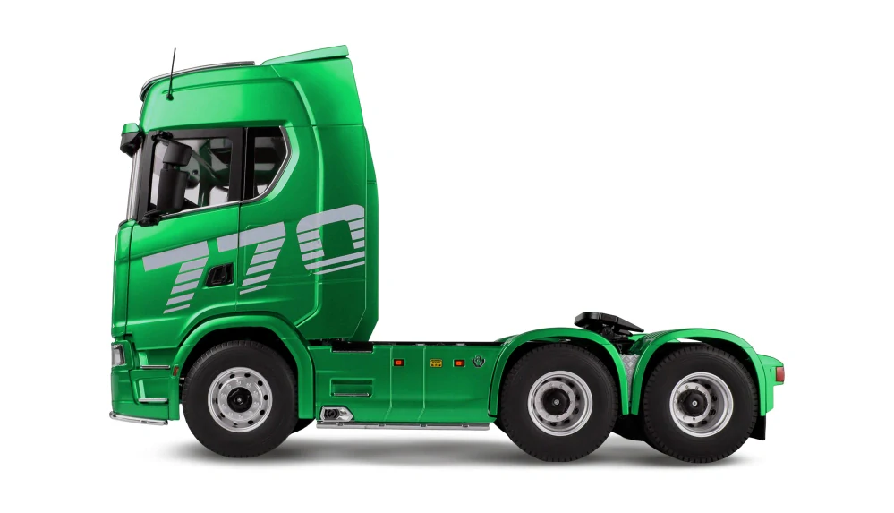 Tahač Scania 770 S 6x6 1:14 RTR zelený