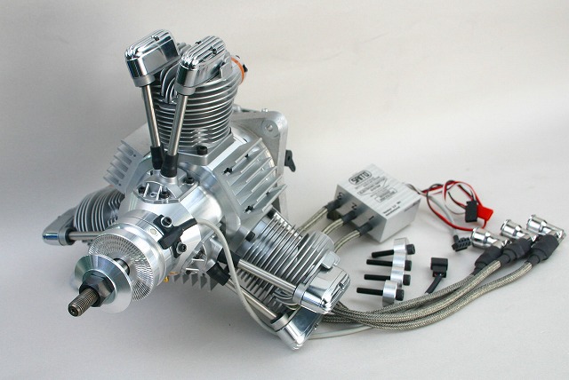Saito FG-84R3 benzínový motor