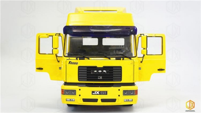 Stavebnice tahače F-2000 SZM 4x2, 1:14