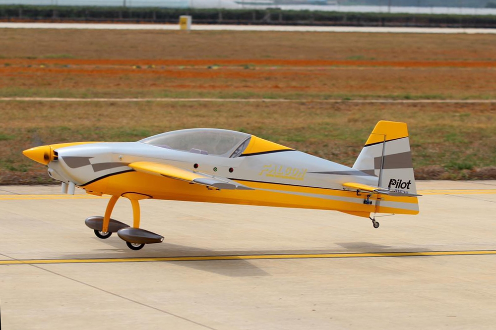90" Extra NG 2290mm 60cc Žluto-Stříbrná