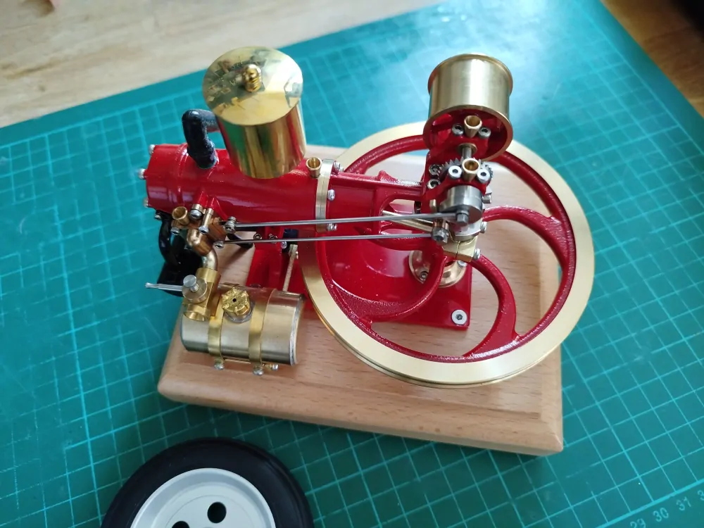 Horizontální jednoválcový čtyřtaktní spalovací motor