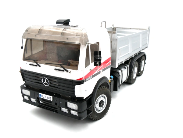Kovový sklápěč 6x6 Mercedes-Benz SK 1838 elektrický 1:14