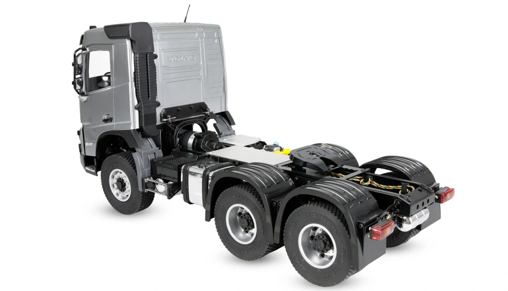 Volvo FMX tahač 6x4 1:14 RTR stříbrná