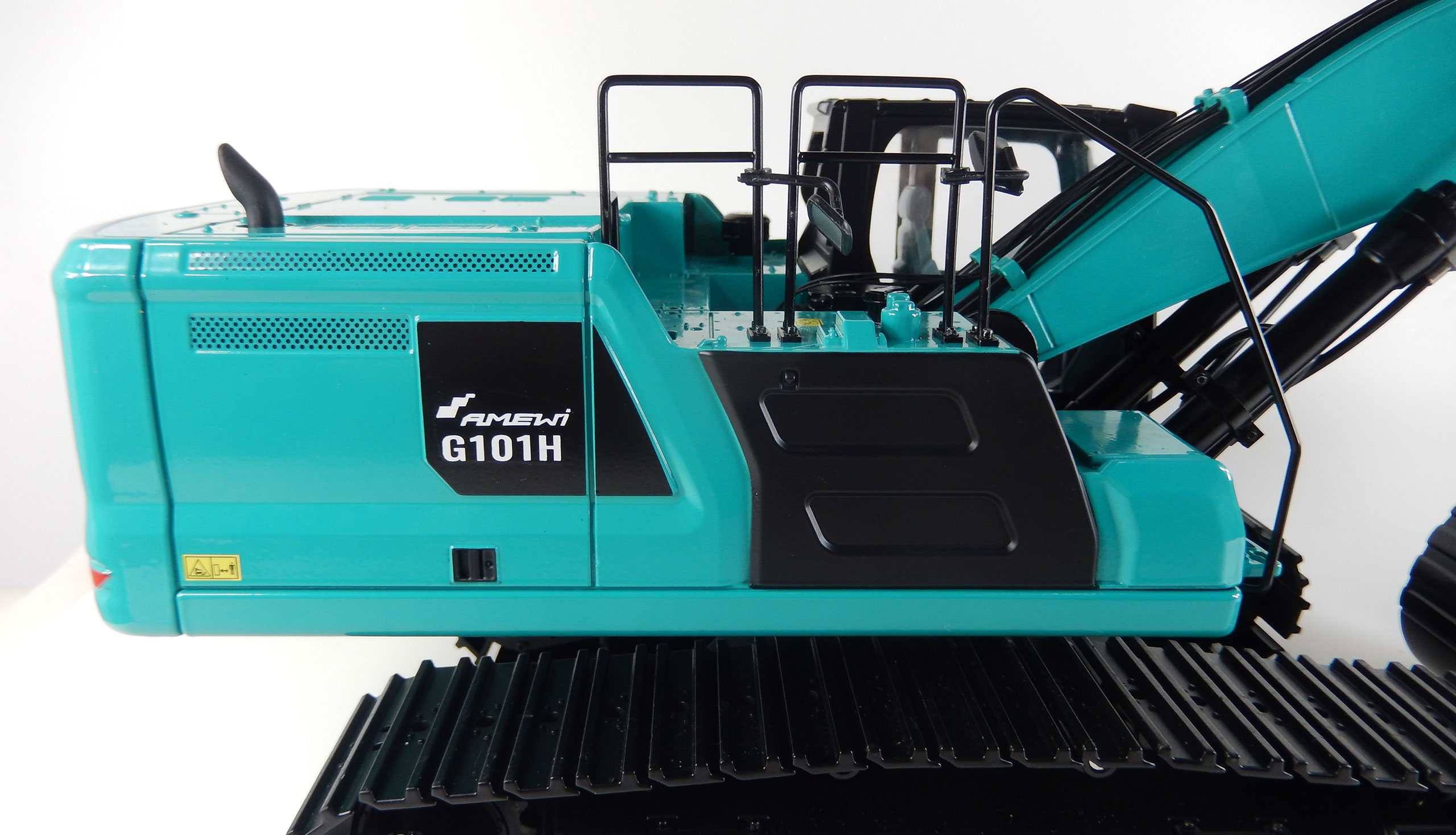 CELOKOVOVÉ HYDRAULICKÉ RYPADLO G101H 1:16 RTR, BENZÍN