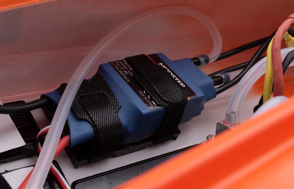 Vector SR80 Pro závodní člun elektrický bezkartáčový 4S ARTR červená/černá