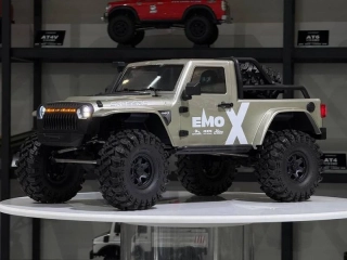 CROSS-RC Crawler EMO X1 2025, 4x4, 1:8, RTR, střídavý pohon, stříbrošedý